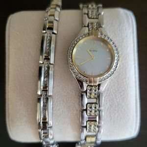 Elegant Silver and Gold Women's Watch
